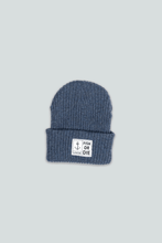 Last inn bildet i Galleri-visningsprogrammet, Fish or Die Beanie (Navy)
