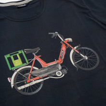 Last inn bildet i Galleri-visningsprogrammet, Red Puch T-shirt (Black)
