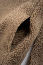 Last inn bildet i Galleri-visningsprogrammet, Campfire Pile Jacket (Fallen Rock)
