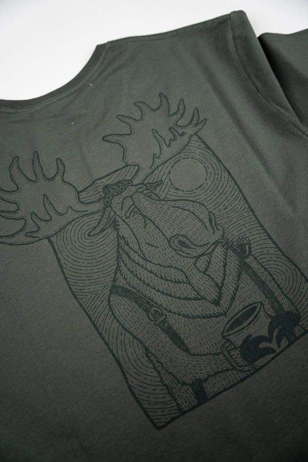 Wandering Moose T-shirt (Urban Chic)
