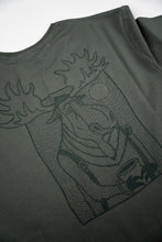 Last inn bildet i Galleri-visningsprogrammet, Wandering Moose T-shirt (Urban Chic)
