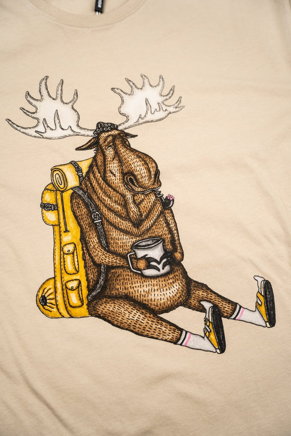 Snooze Moose T-shirt (White Pepper)