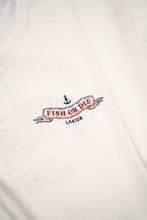 Last inn bildet i Galleri-visningsprogrammet, The Smoking Salmon T-shirt (Star White)
