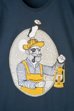 Last inn bildet i Galleri-visningsprogrammet, Light the Way T-shirt (Blueberry)
