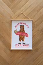 Last inn bildet i Galleri-visningsprogrammet, Bear Burrito Plakat
