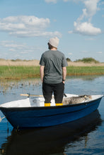 Last inn bildet i Galleri-visningsprogrammet, Mini Seagull in a Cup T-shirt (Urban Chic)
