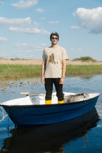 Last inn bildet i Galleri-visningsprogrammet, Snooze Moose T-shirt (White Pepper)
