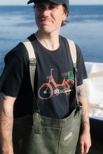 Last inn bildet i Galleri-visningsprogrammet, Red Maxi T-shirt (Moonless Night)
