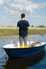 Last inn bildet i Galleri-visningsprogrammet, Seagull in a Cup T-shirt (Blueberry)
