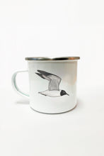 Last inn bildet i Galleri-visningsprogrammet, Hooded Seagull Enamel Mug
