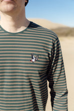 Last inn bildet i Galleri-visningsprogrammet, Ahoy! Mini Flying Woodpecker LS T-shirt
