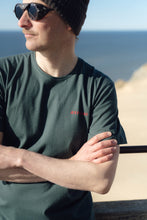 Last inn bildet i Galleri-visningsprogrammet, Bear Burrito T-shirt (Green Gables)
