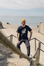 Last inn bildet i Galleri-visningsprogrammet, Reel Big Fish T-shirt (Moonless Night)
