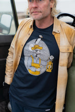Last inn bildet i Galleri-visningsprogrammet, Light the Way T-shirt (Blueberry)

