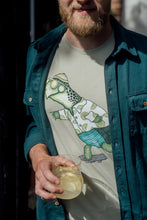Last inn bildet i Galleri-visningsprogrammet, Turbo Turtle T-shirt (Tea)
