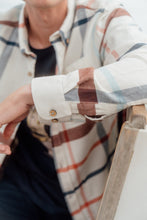 Last inn bildet i Galleri-visningsprogrammet, Sunwaves Check Overshirt
