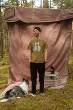 Last inn bildet i Galleri-visningsprogrammet, Dabs T-shirt (Fir Green)
