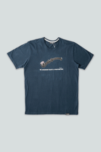 Last inn bildet i Galleri-visningsprogrammet, Lakridspibe T-shirt (Blueberry)
