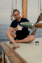 Last inn bildet i Galleri-visningsprogrammet, Surf&#39;s Up Enamel Mug
