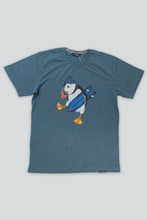Last inn bildet i Galleri-visningsprogrammet, Surf&#39;s Up T-shirt (Light Blue)
