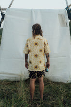 Last inn bildet i Galleri-visningsprogrammet, Sunflower Swim Shorts (Moonless Night)

