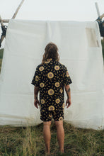 Last inn bildet i Galleri-visningsprogrammet, Sunflower Short Sleeve Shirt (Moonless Night)

