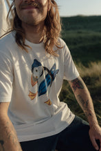 Last inn bildet i Galleri-visningsprogrammet, Surf&#39;s Up T-shirt (Star White)
