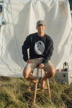 Last inn bildet i Galleri-visningsprogrammet, Carnage Classic Crewneck (Blueberry)
