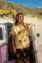 Last inn bildet i Galleri-visningsprogrammet, Sunflower Swim Shorts (Moonless Night)
