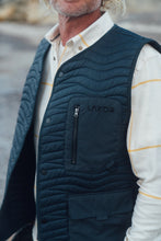 Last inn bildet i Galleri-visningsprogrammet, Seaway Quilted Vest (Blueberry)
