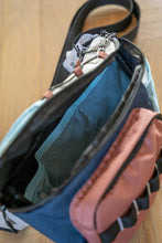 Last inn bildet i Galleri-visningsprogrammet, Funny Pack (Multicolor)
