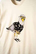 Last inn bildet i Galleri-visningsprogrammet, Sightseer Seagull T-shirt (Rainy Day)
