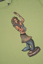 Last inn bildet i Galleri-visningsprogrammet, Dashboard Hula T-shirt (Mosstone)
