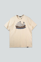 Last inn bildet i Galleri-visningsprogrammet, Boaty McBoatface T-shirt (Rainy Day)
