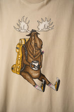 Last inn bildet i Galleri-visningsprogrammet, Snooze Moose T-shirt (White Pepper)
